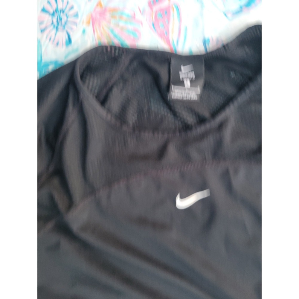 Nike Pro Dri- Fit Women's short sleeve cropped top - Picture 2 of 6